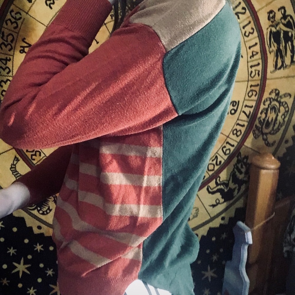 Lightweight Color Block Sweater